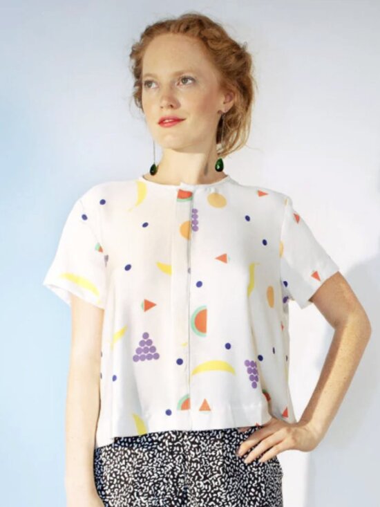 Dusen Dusen Tops - DUSEN DUSEN Fruit Stand Cropped Shirt Top XS Novelty Abstract Avant Garde